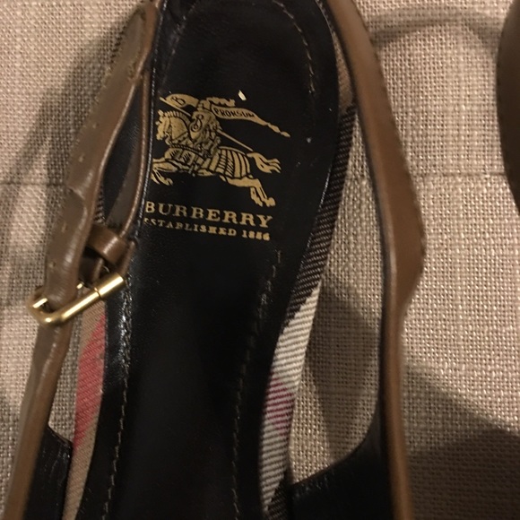 Burberry check flats size 40/9 - Picture 4 of 8